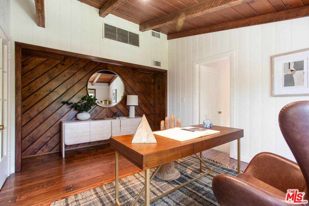 993 Glen Oaks Boulevard Pasadena, CA 91105 - Photo 16 of 49