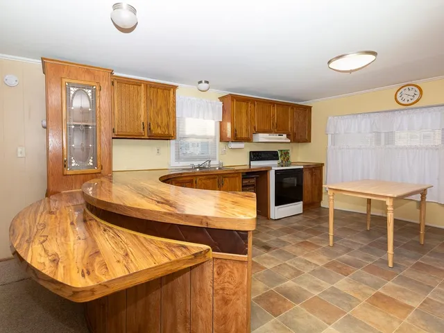 $134,900 | 290 Calef Highway, Unit B21, Epping, NH 03042