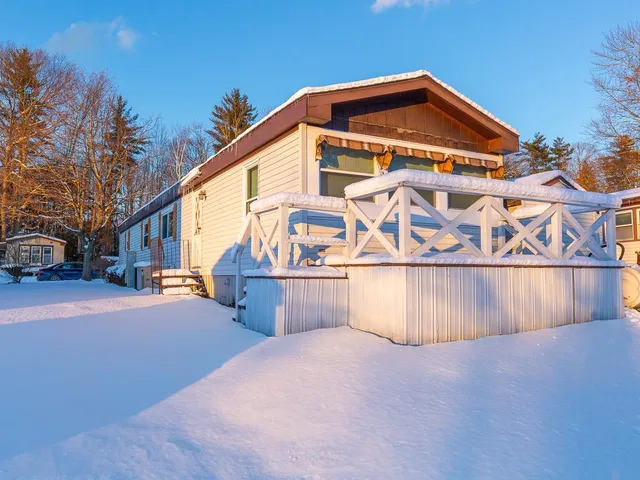 $134,900 | 290 Calef Highway, Unit B21, Epping, NH 03042