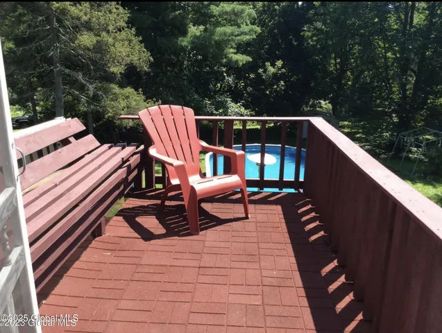 $335,900 | 26 Halfmoon Drive, Halfmoon, NY 12188