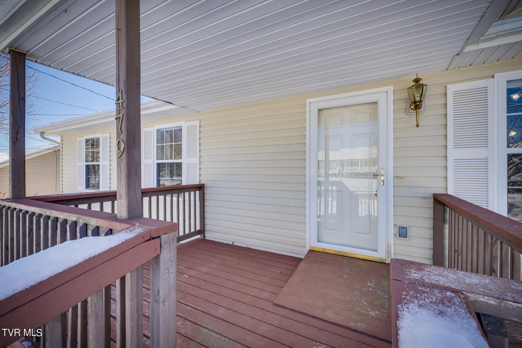 479 Old Embreeville Road Jonesborough, TN 37659 - Photo 5 of 42 004