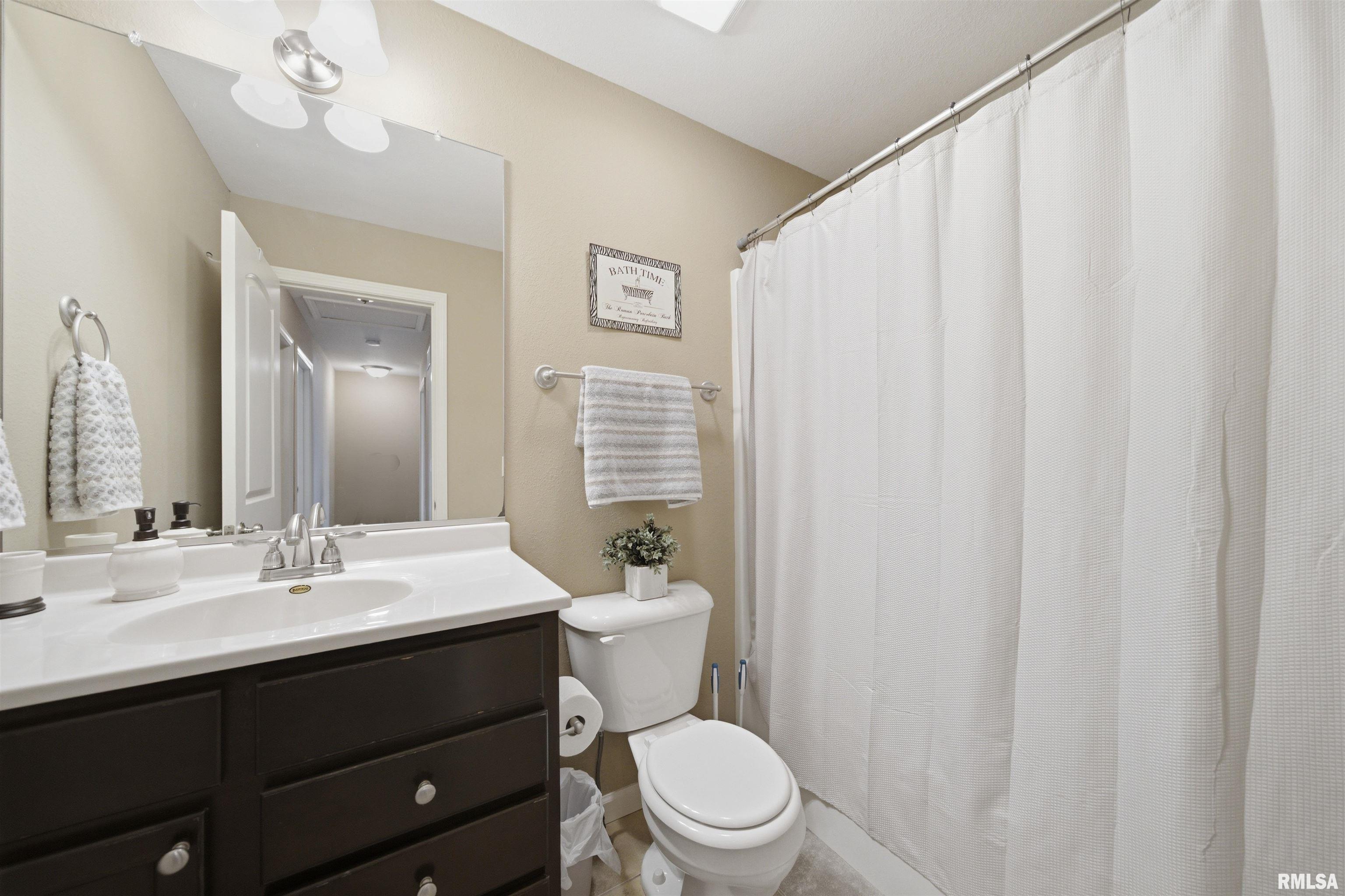 1906 Glenbridge Road Bloomington, IL 61704 - Photo 22 of 33