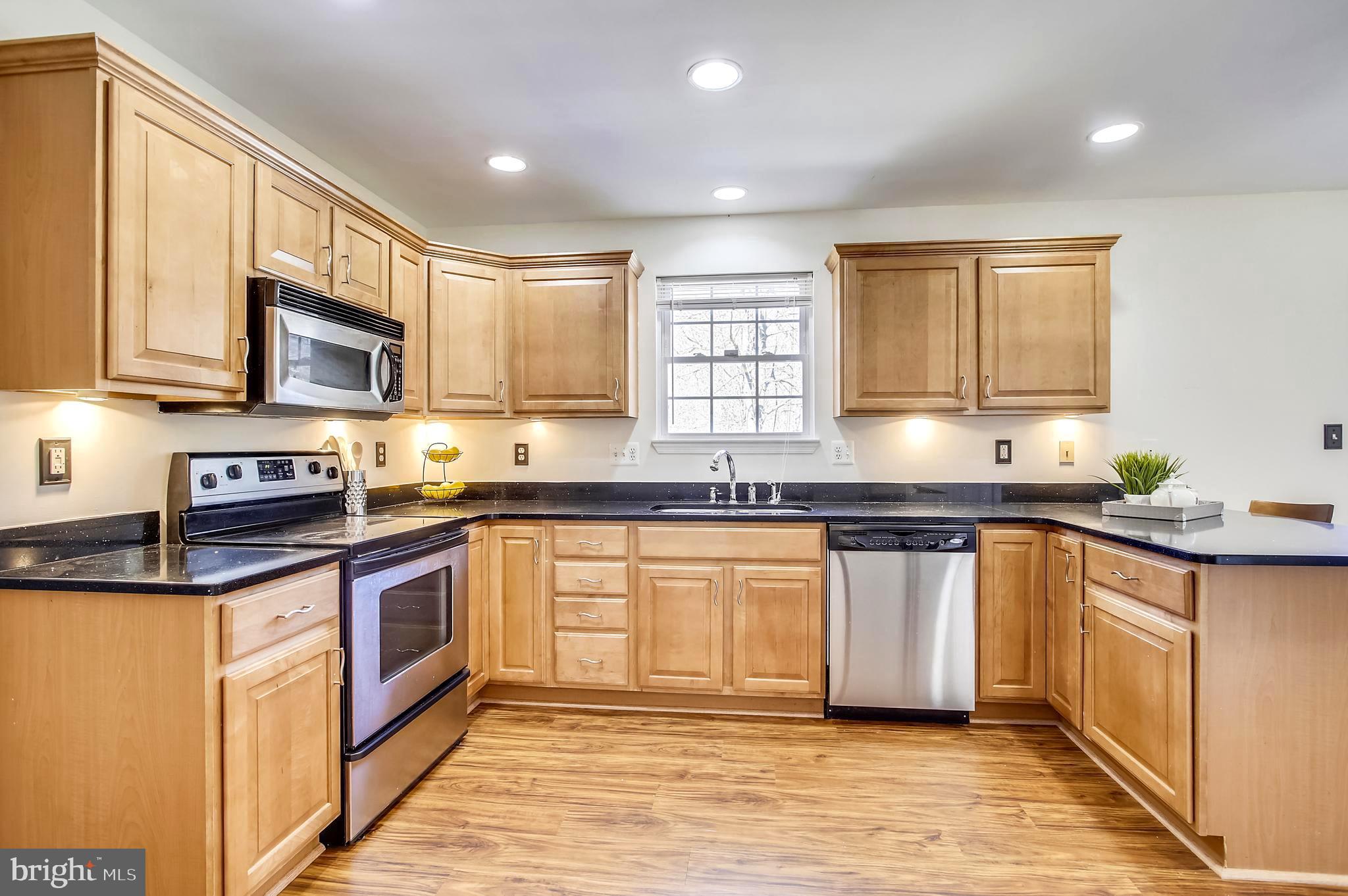 1662 Cape May Road Baltimore, MD 21221 - Photo 11 of 37 Kitchen
