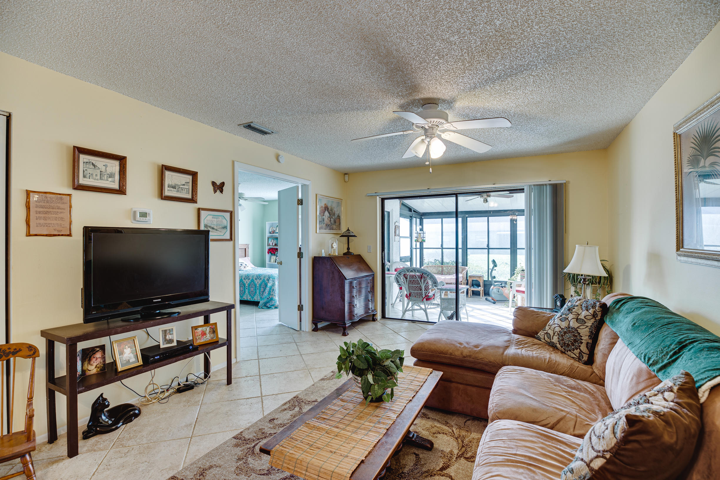 6008 Indrio Road, Unit C8 Fort Pierce, FL 34946 - Photo 12 of 32 living