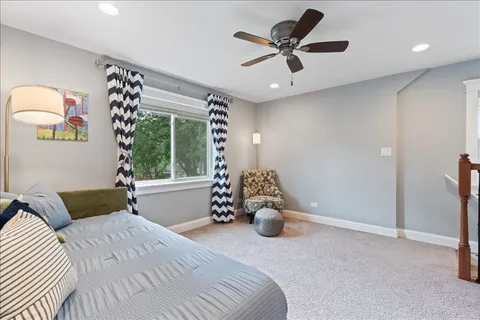 $525,000 | 201 North Maple Street, Mount Prospect, IL 60056