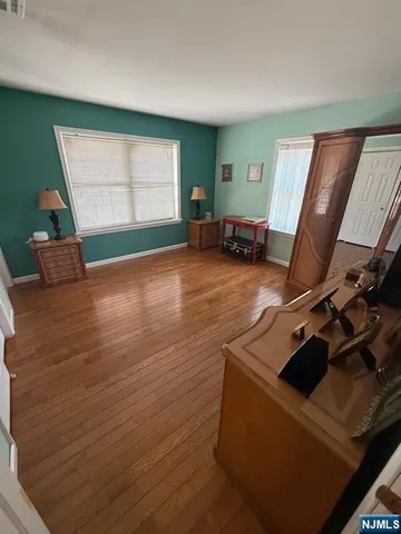 $750,000 | 2-02 Fair Lawn Avenue, Fair Lawn, NJ 07410