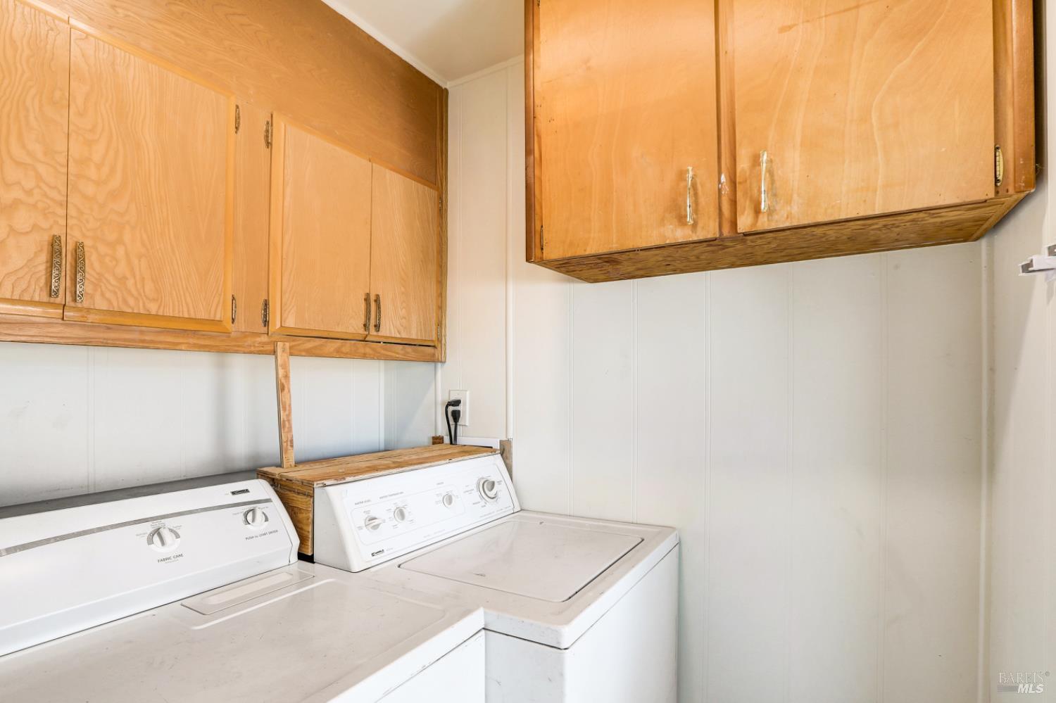 236 Reed Circle Napa, CA 94558 - Photo 20 of 22 Kenmore side by side washer and dryer