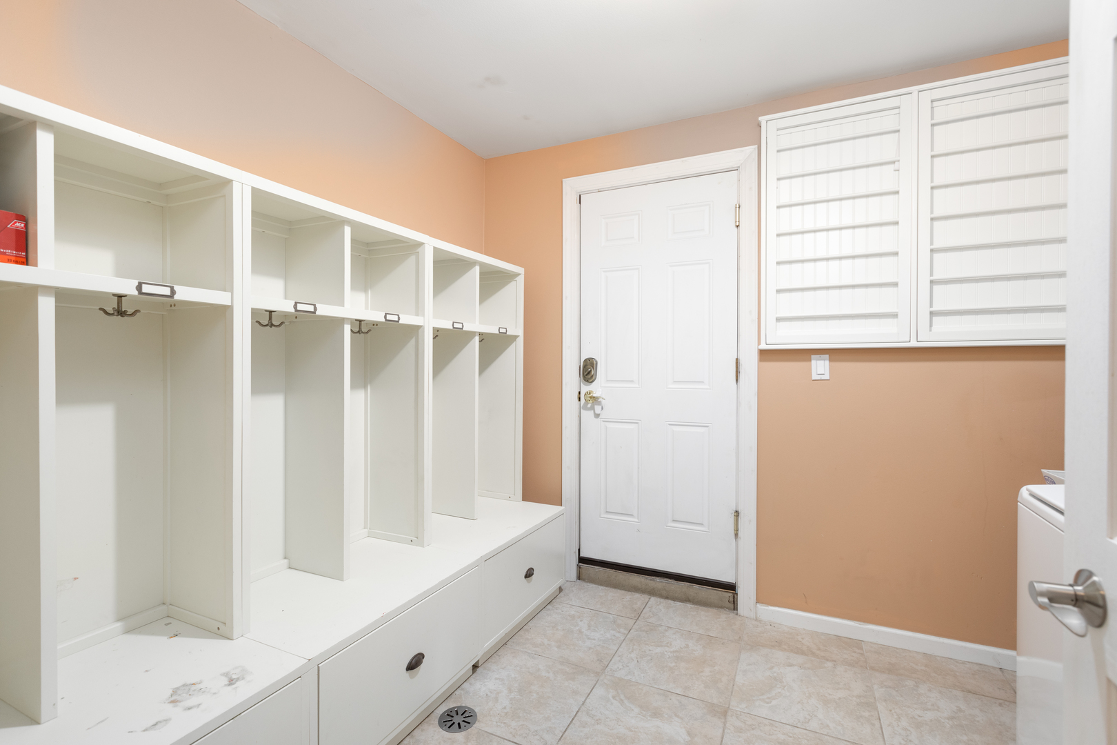 729 East Bauer Road Naperville, IL 60563 - Photo 29 of 57 a view of walk in closet with empty racks