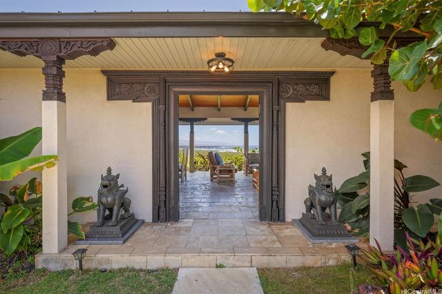 a view of living room