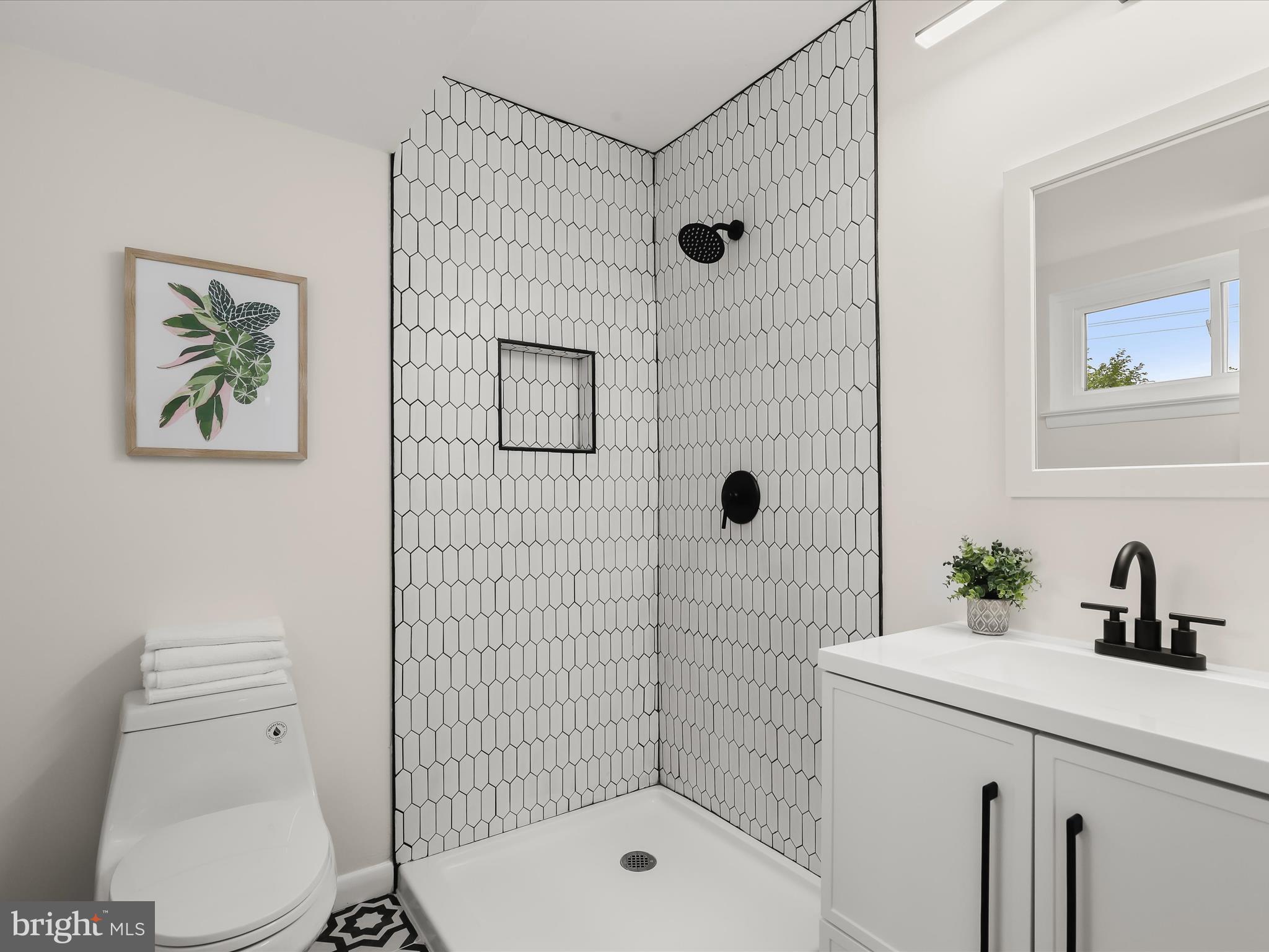 3525 Cabot Road Randallstown, MD 21133 - Photo 21 of 40 Primary Ensuite Bathroom