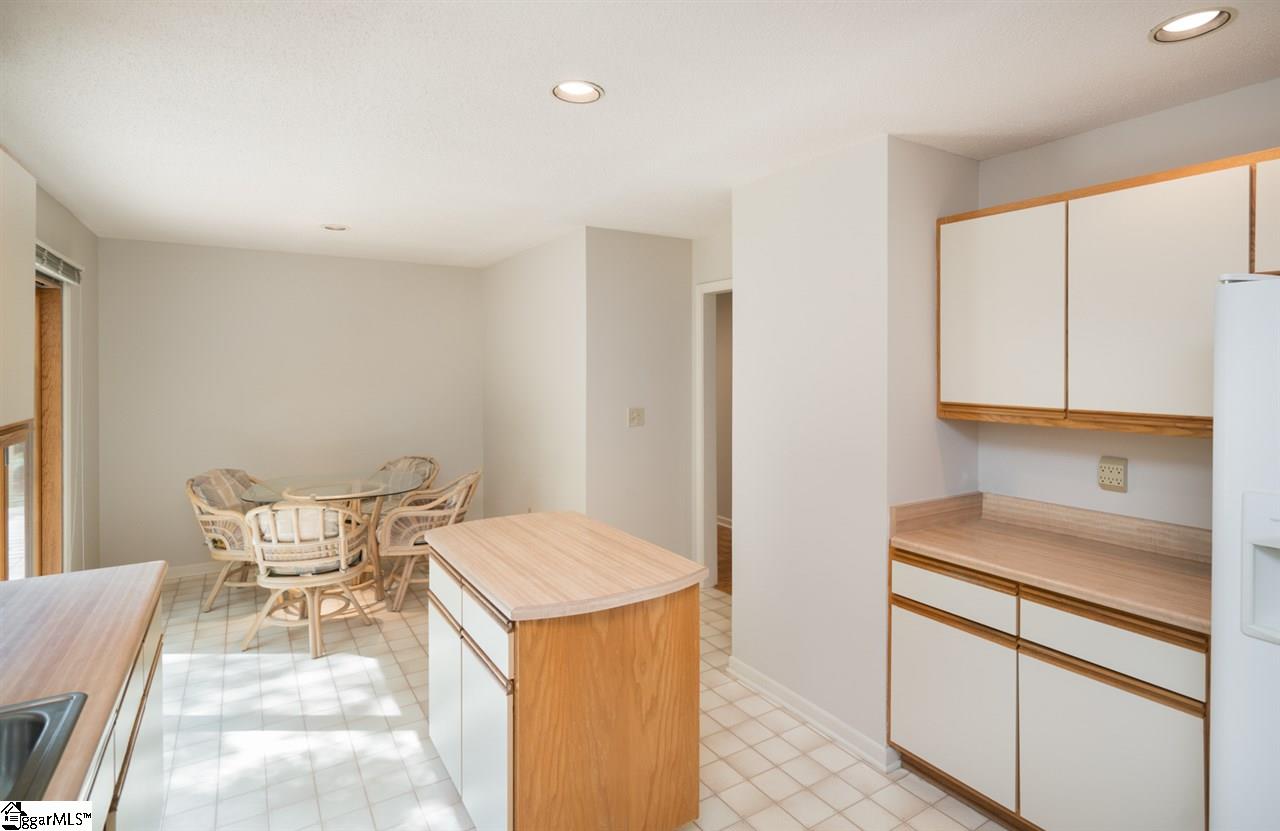 101 Middle Road Greenville, SC 29607 - Photo 12 of 23 Gallery Image 12