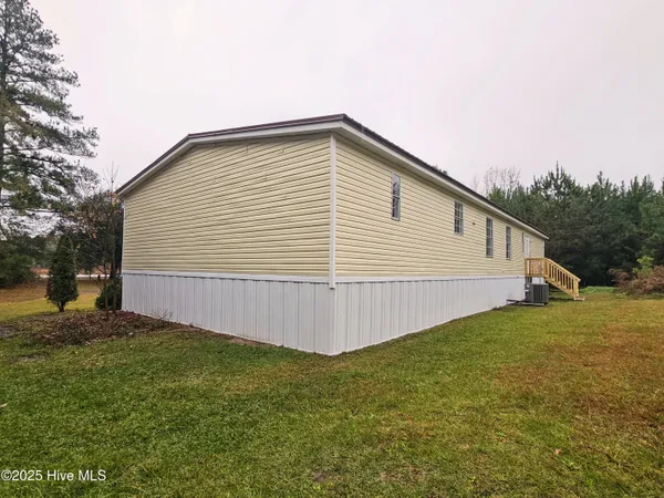 $214,900 | 97 Lacewell Street, Riegelwood, NC 28456
