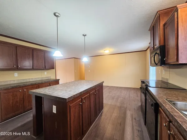 $214,900 | 97 Lacewell Street, Riegelwood, NC 28456