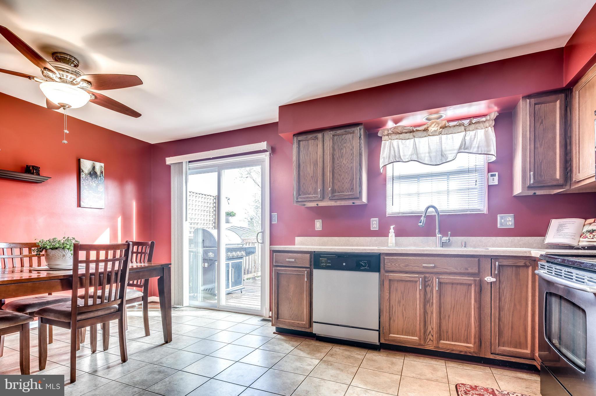 2936 Bachman Road Manchester, MD 21102 - Photo 4 of 30 Kitchen