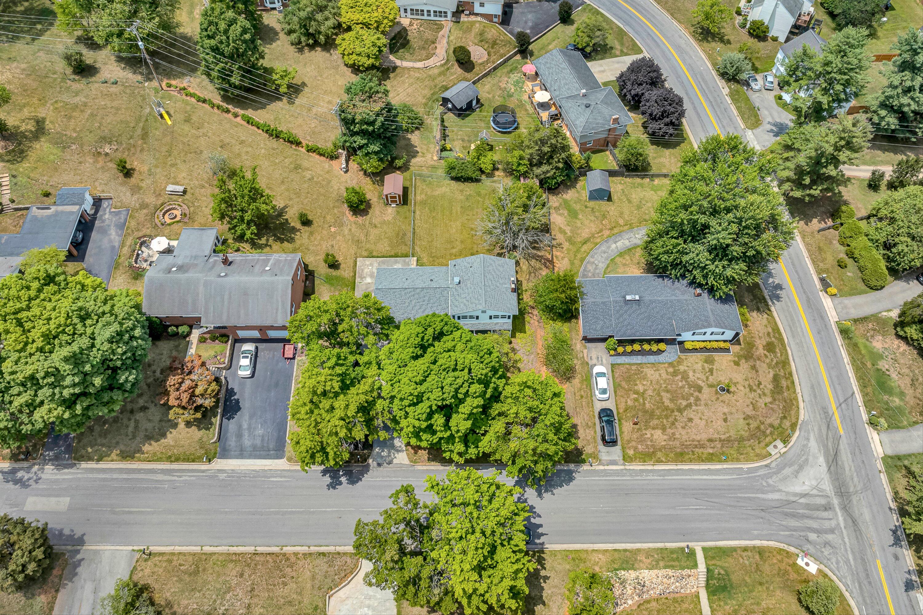 3109 Longhorn Road Roanoke, VA 24018 - Photo 53 of 62 55-VM-0225