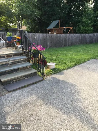 $1,300 | 111 Grandview Road, Unit 3, Ardmore, PA 19003