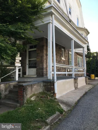 $1,300 | 111 Grandview Road, Unit 3, Ardmore, PA 19003