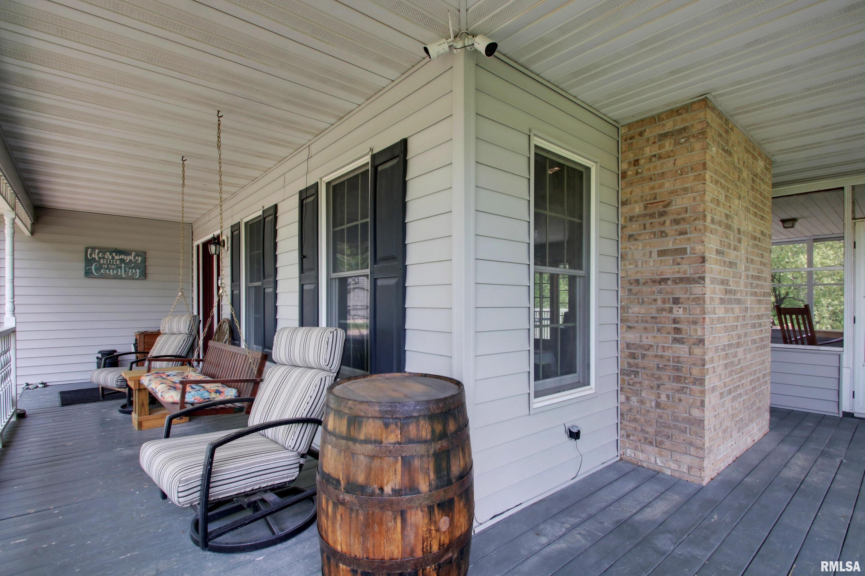 4019 Herleman Road Quincy, IL 62305 - Photo 3 of 29 Gallery Image 3