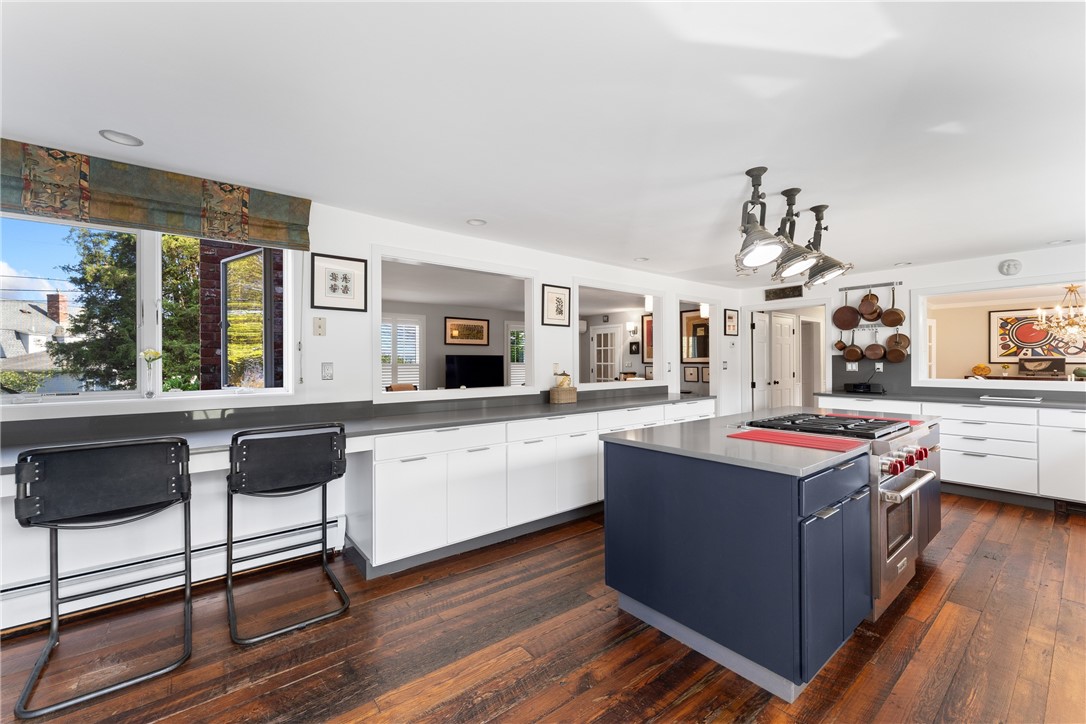 11 Stonegate Road Warren, RI 02885 - Photo 19 of 44