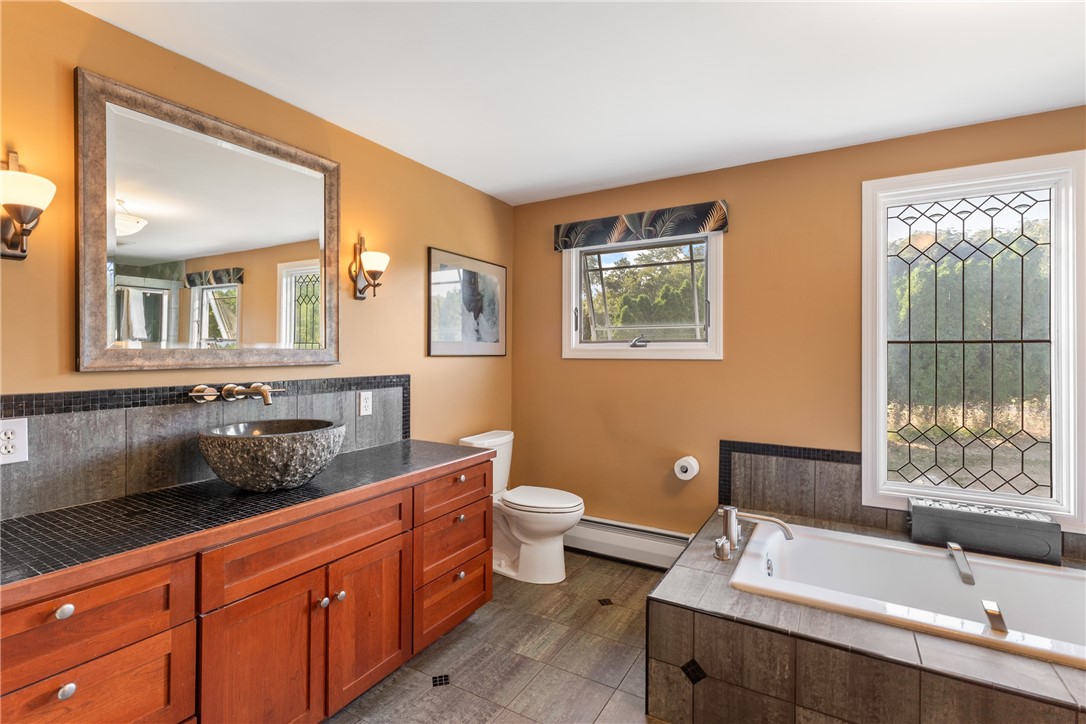 11 Stonegate Road Warren, RI 02885 - Photo 34 of 44