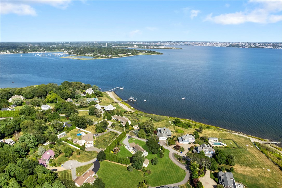 11 Stonegate Road Warren, RI 02885 - Photo 39 of 44