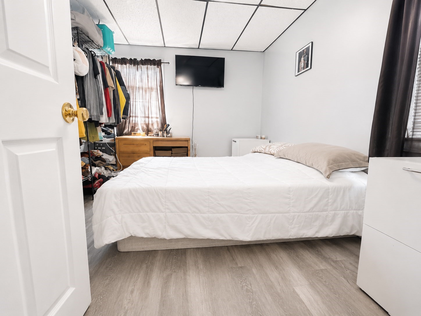 212 Vernon Street Worcester, MA 01607 - Photo 15 of 22 Gallery Image 15