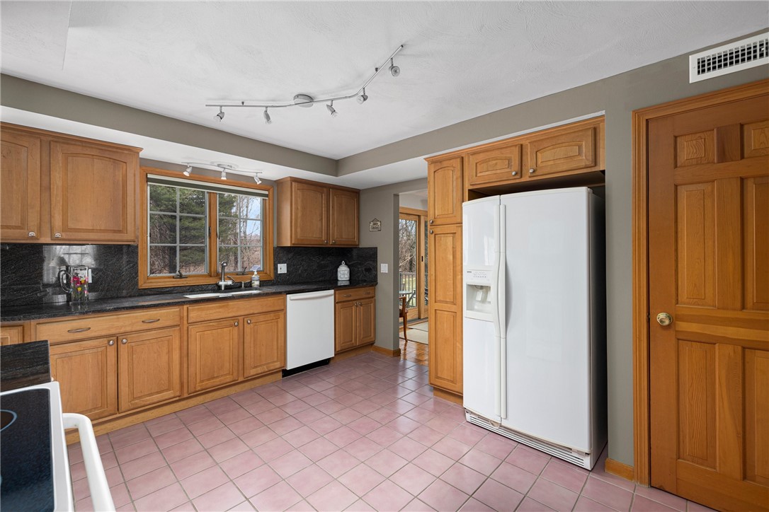 1250 Wordens Pond Road Charlestown, RI 02813 - Photo 8 of 50