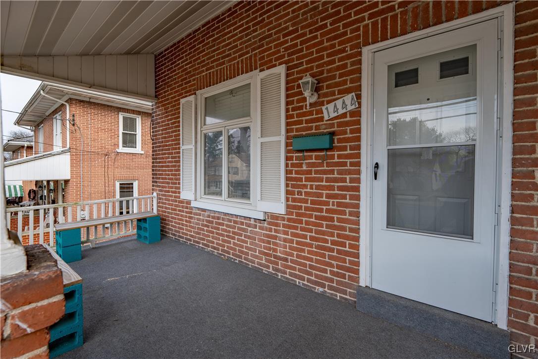 1444 Shimerville Road Emmaus, PA 18049 - Photo 4 of 26 Gallery Image 4
