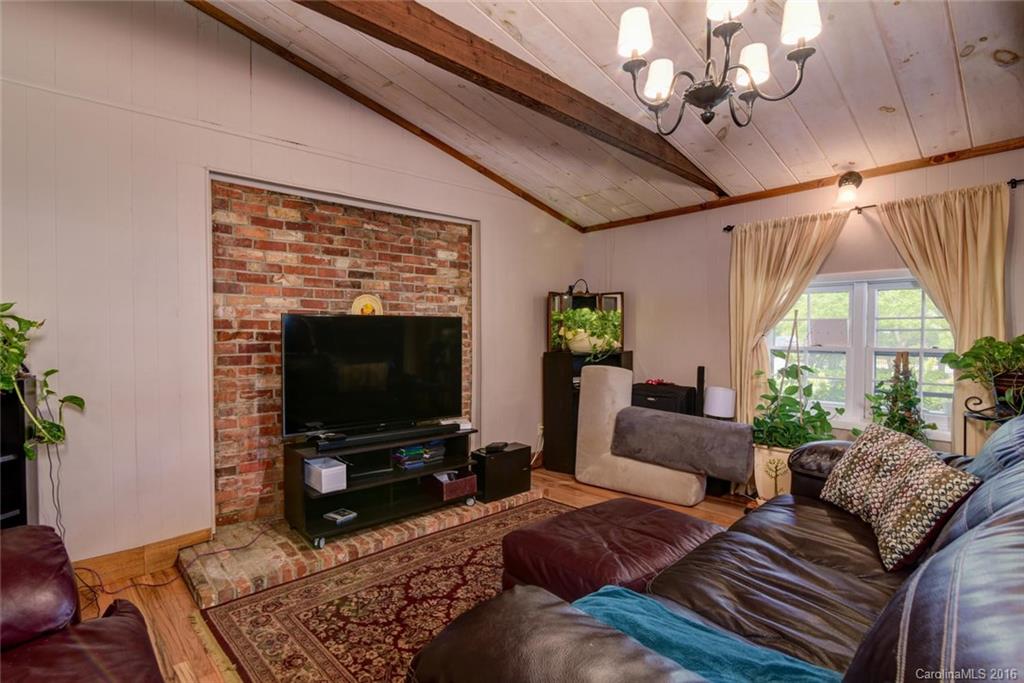 55 Dillingham Road Asheville, NC 28805 - Photo 18 of 24 Gallery Image 18