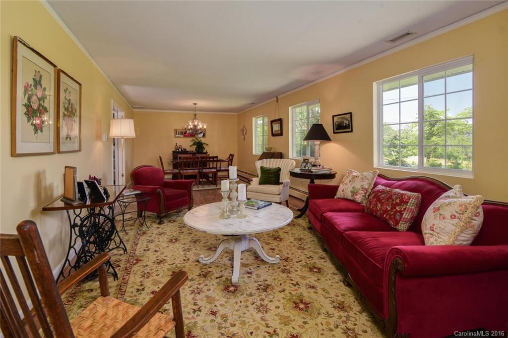 55 Dillingham Road Asheville, NC 28805 - Photo 4 of 24 Gallery Image 4