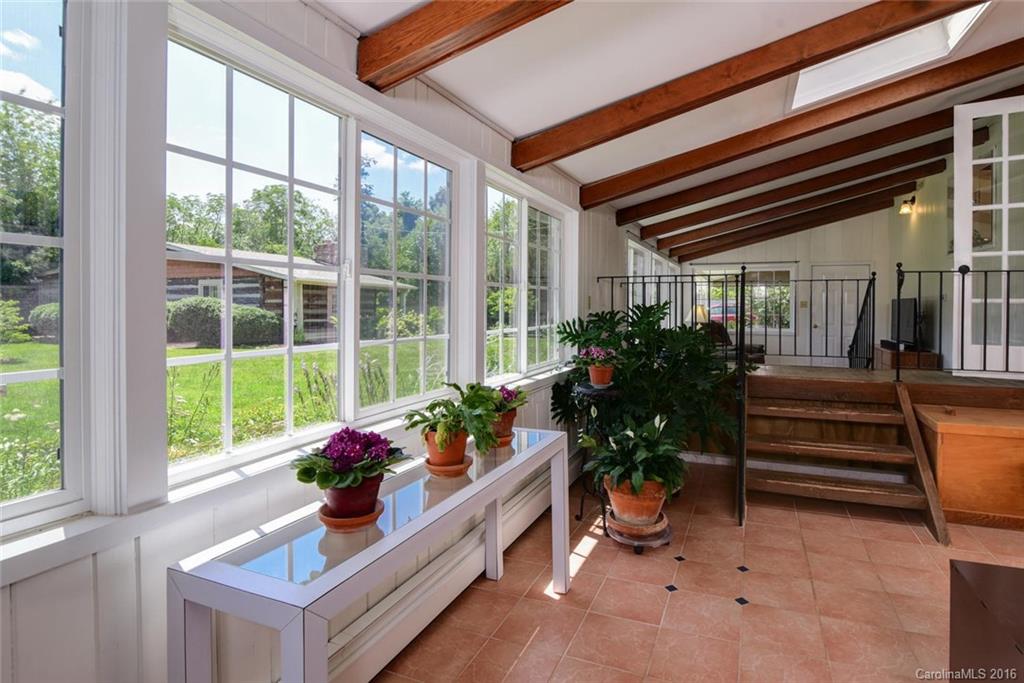 55 Dillingham Road Asheville, NC 28805 - Photo 9 of 24 Gallery Image 9