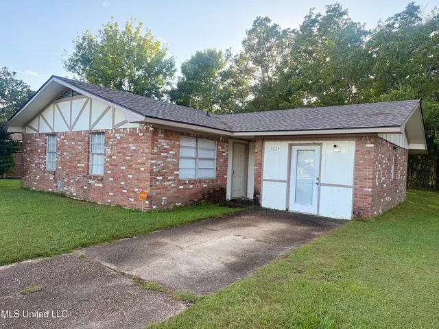 $125,000 | 5529 Prince George Drive, Gautier, MS 39553