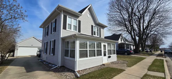 $315,000 | 105 Bacon Street, Waunakee, WI 53597