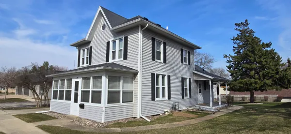 $315,000 | 105 Bacon Street, Waunakee, WI 53597