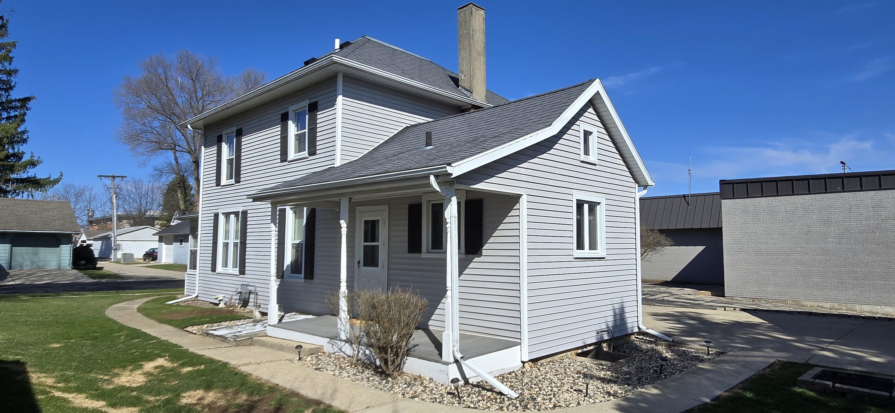 105 Bacon Street Waunakee, WI 53597 - Photo 37 of 49