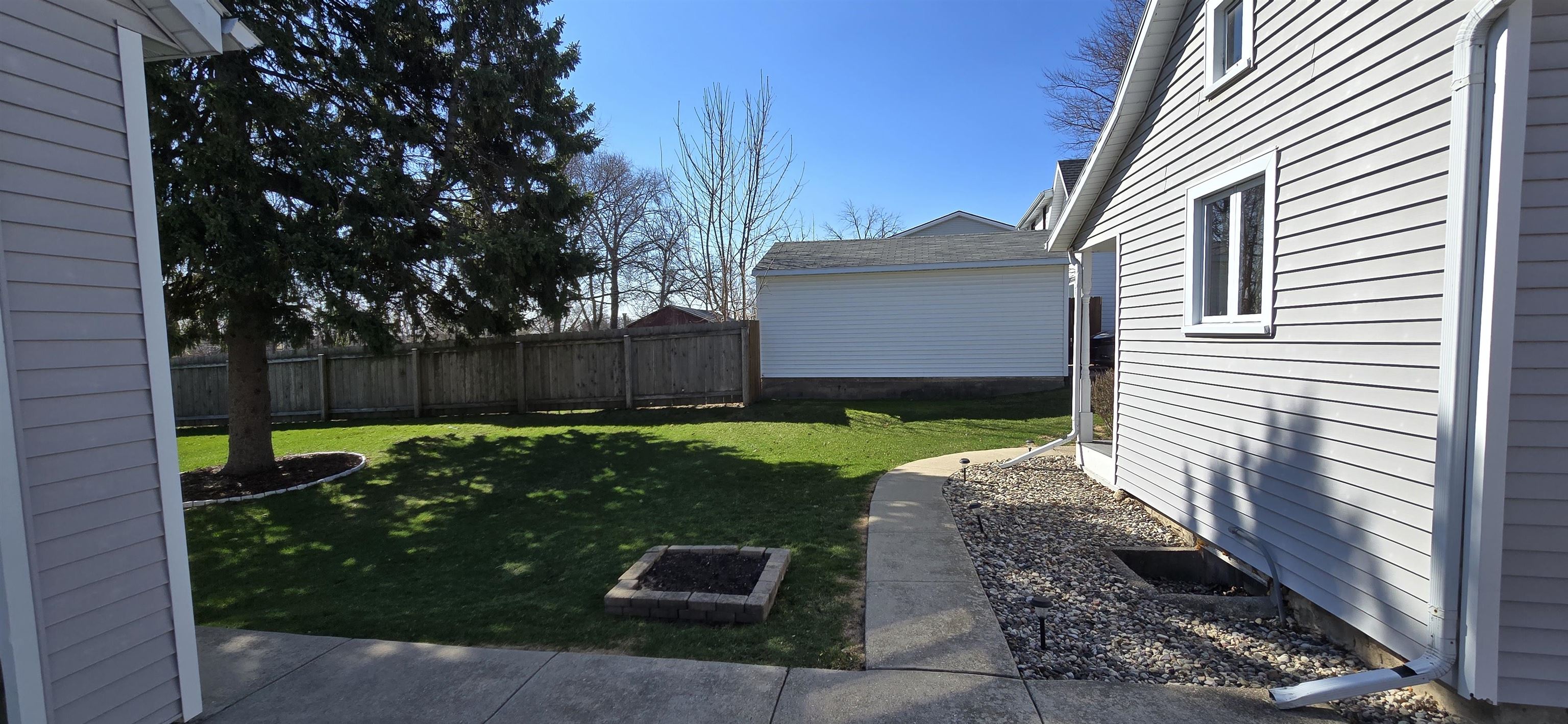 105 Bacon Street Waunakee, WI 53597 - Photo 39 of 49