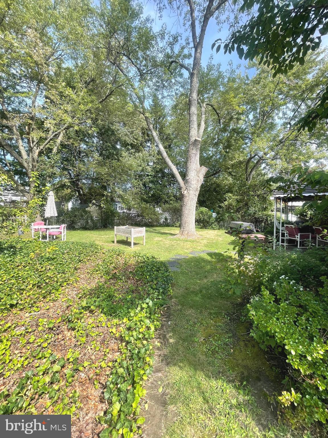206 Round Hill Road Voorhees, NJ 08043 - Photo 32 of 33 Backyard