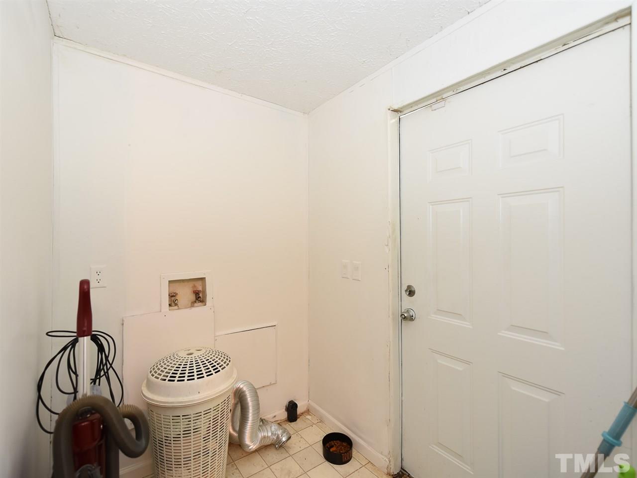 615 Barbour Road Smithfield, NC 27577 - Photo 15 of 16 Gallery Image 15