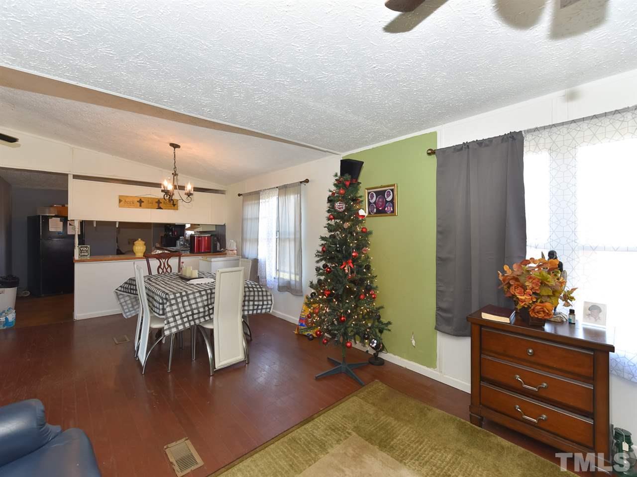615 Barbour Road Smithfield, NC 27577 - Photo 5 of 16 Gallery Image 5