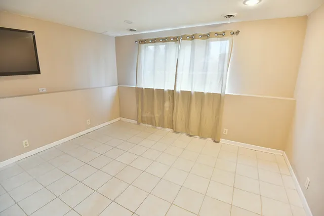 $299,900 | 11510 270th Avenue, Salem Lakes, WI 53179