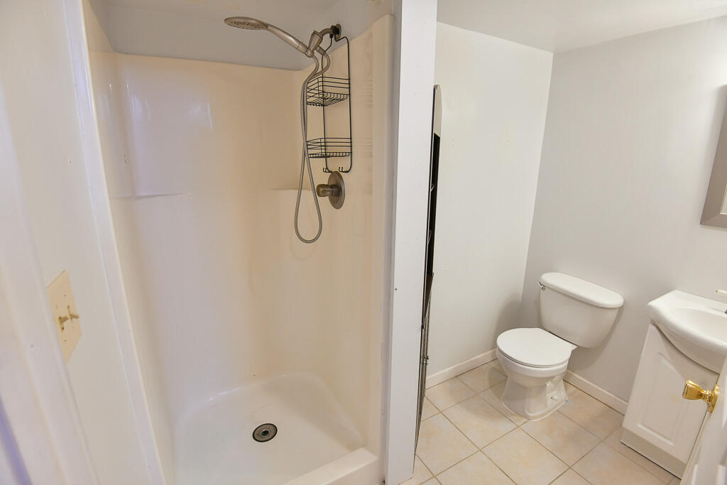 11510 270th Avenue Salem Lakes, WI 53179 - Photo 16 of 22 LOWER LEVEL FULL BATH