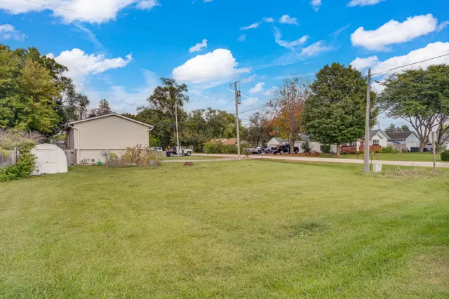 $299,900 | 11510 270th Avenue, Salem Lakes, WI 53179