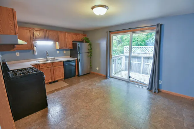 $299,900 | 11510 270th Avenue, Salem Lakes, WI 53179