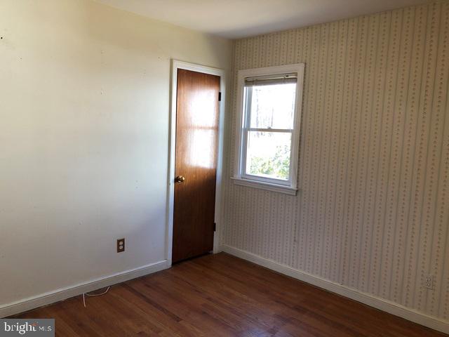 157 Franklyn Road Ewing, NJ 08628 - Photo 8 of 17