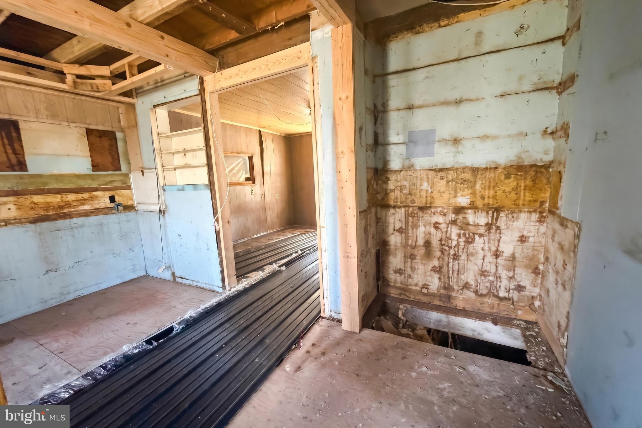 584 Aspers-Bendersville Road Aspers, PA 17304 - Photo 7 of 27 a view of an empty room