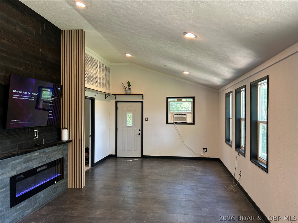 26792 Boone Road Barnett, MO 65011 - Photo 5 of 76