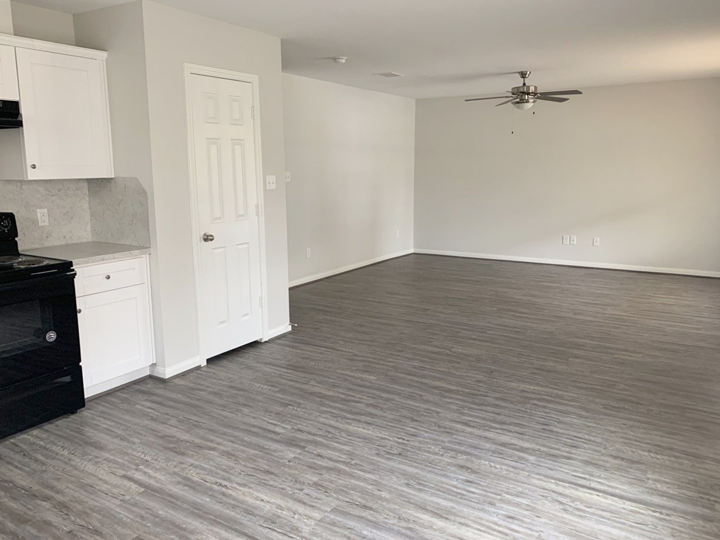 3902 Bennington Street Houston, TX 77016 - Photo 4 of 17 Gallery Image 4