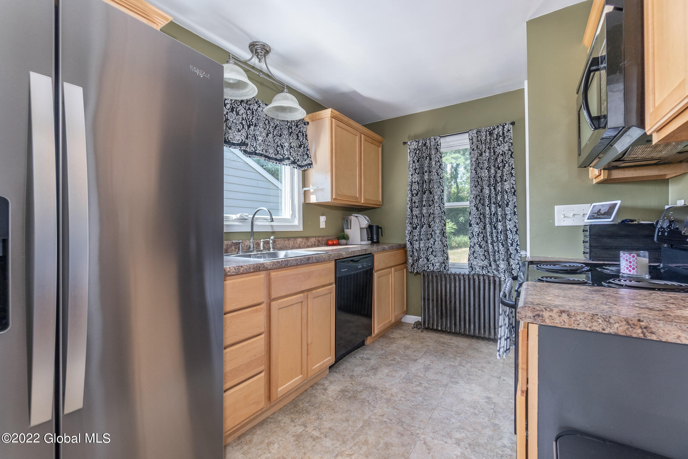 1112 Fort Hunter Road Rotterdam, NY 12303 - Photo 10 of 25 1112 Fort Hunter Rd Schenectady NY mls-1