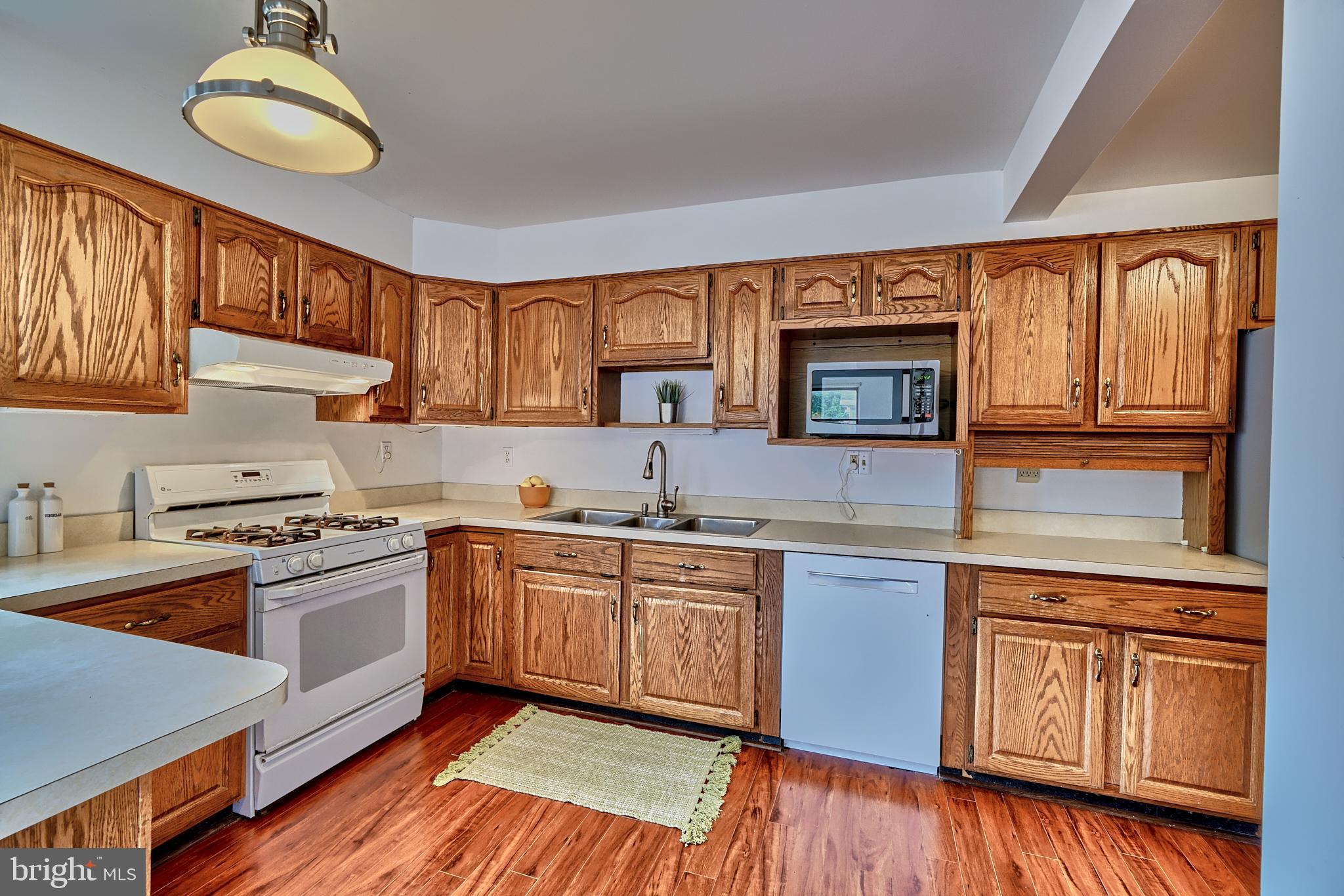 52 Broadship Road Dundalk, MD 21222 - Photo 19 of 42