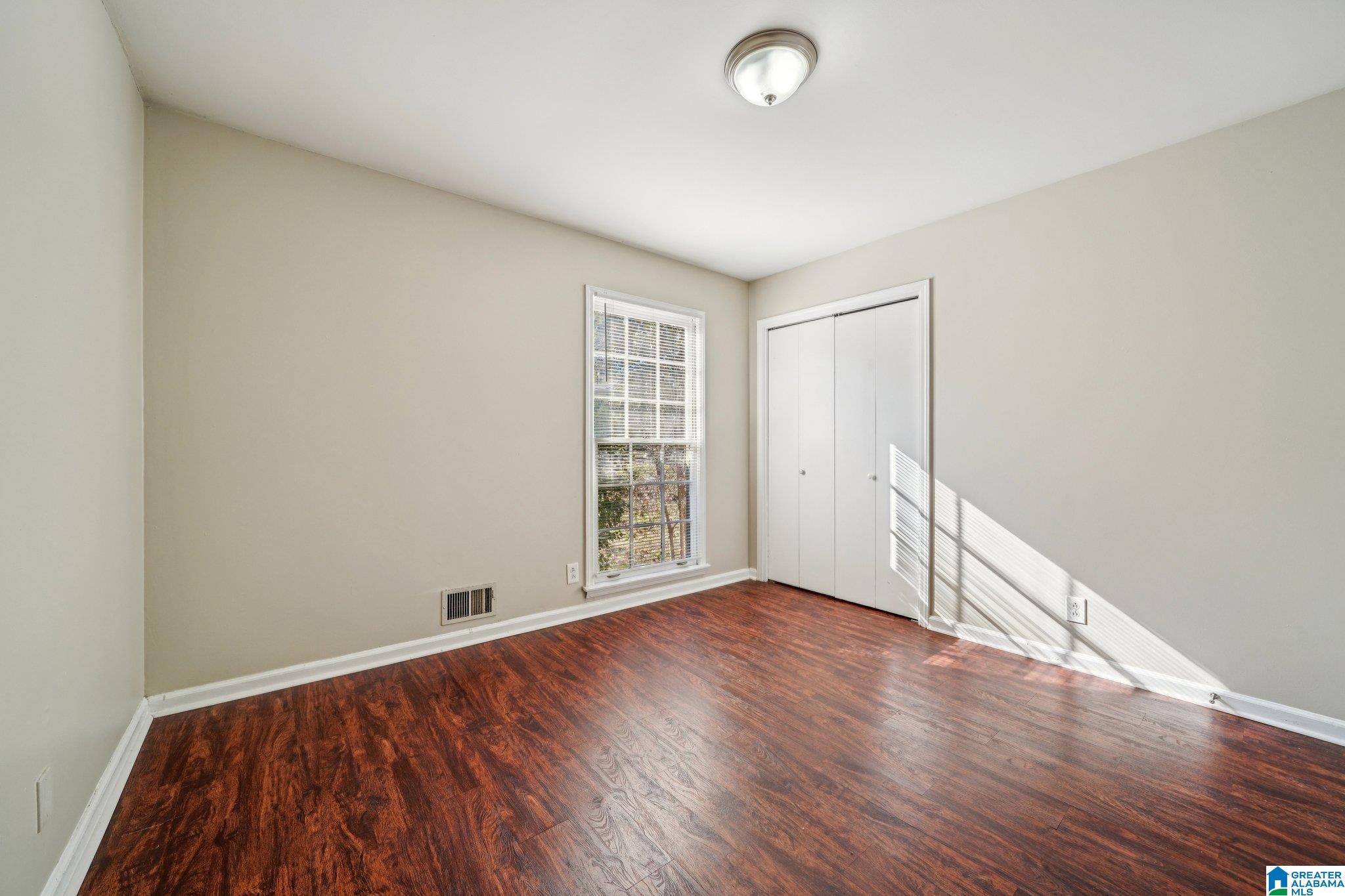 908 Rockingham Road Birmingham, AL 35235 - Photo 37 of 59